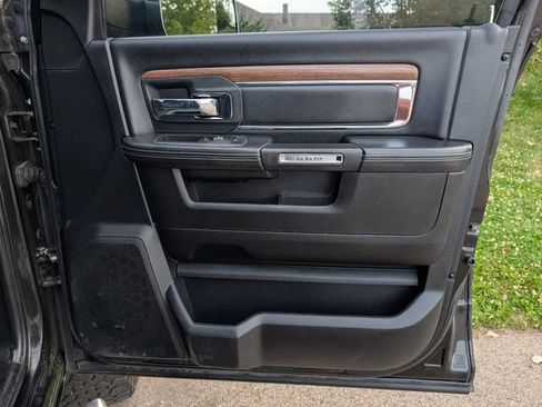 Used 2018 RAM 2500 Laramie AWD/4WD image 31
