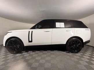 Used 2025 Land Rover Range Rover SE AWD/4WD video 3