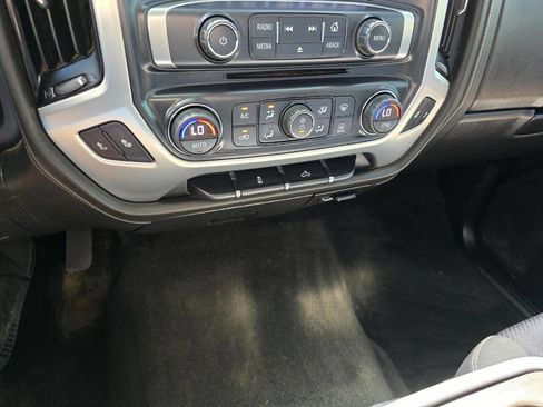 Used 2017 GMC Sierra 1500 SLE w/ SLE Value Package image 16