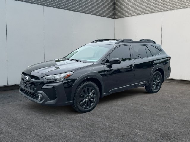 Used 2025 Subaru Outback Onyx Edition XT AWD/4WD image 1