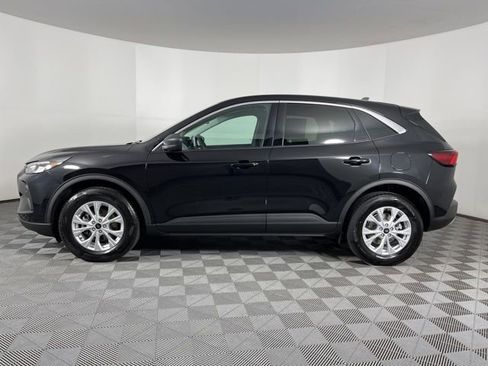 Used 2023 Ford Escape Active image 6
