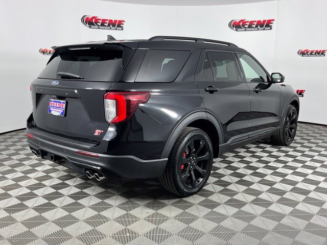 Used 2022 Ford Explorer ST w/ ST Street Pack AWD/4WD image 3