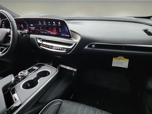 New 2026 Cadillac Lyriq V w/ LPO, Floor Liner Package image 12