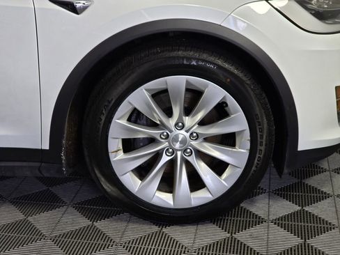 Used 2020 Tesla Model X Long Range AWD/4WD image 9