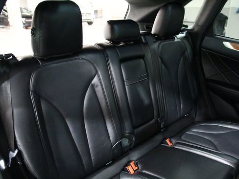 Used 2017 Lincoln MKC Reserve w/ Lincoln MKC Climate Package image 26