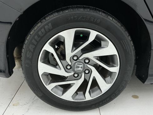 Used 2016 Honda Civic EX image 47