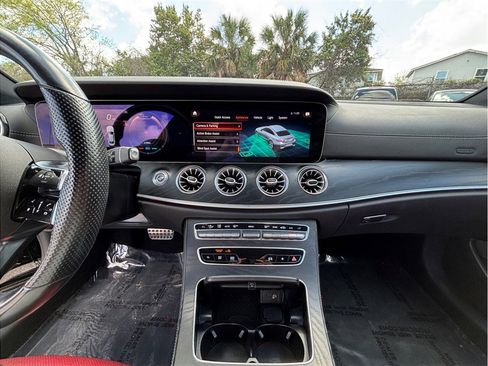 Used 2022 Mercedes-Benz E 450 E 450 Coupe 2D image 11