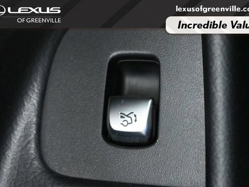 Used 2023 Mercedes-Benz E 350 4MATIC Sedan image 11