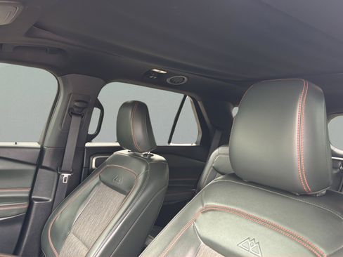 Used 2023 Ford Explorer Timberline AWD/4WD image 10