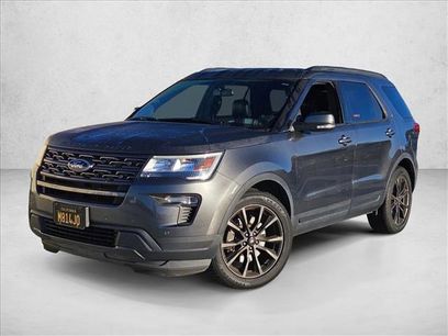 Used 2018 Ford Explorer XLT w/ Equipment Group 202A