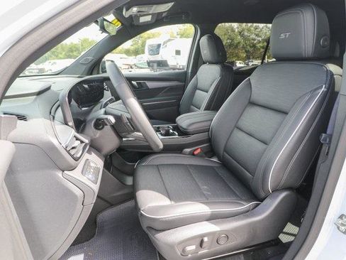 New 2026 Buick Enclave Sport Touring w/ Power Package image 15