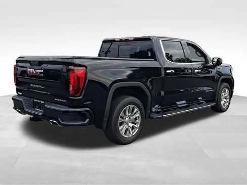 Used 2022 GMC Sierra 1500 Denali AWD/4WD image 6