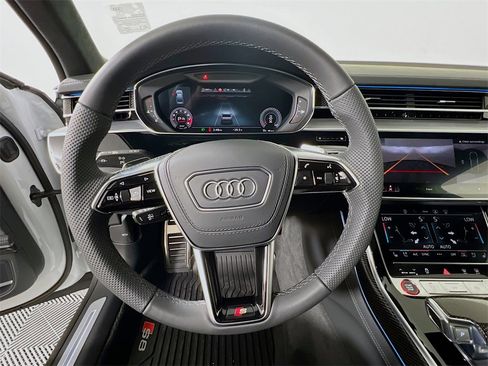 New 2025 Audi S8 4.0T image 12