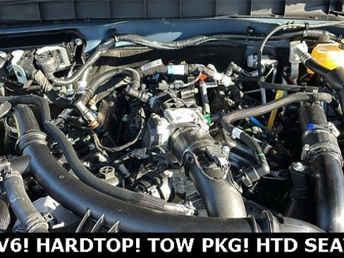 New 2025 Ford Bronco Heritage Edition image 32