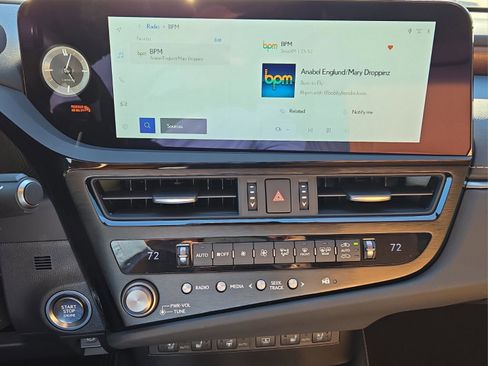 New 2025 Lexus ES 350 w/ Premium Package image 10