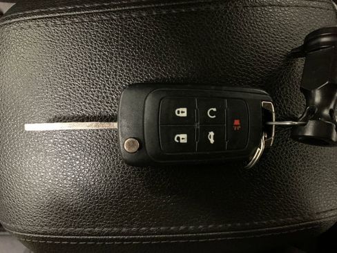 Used 2013 Chevrolet Cruze LT image 27