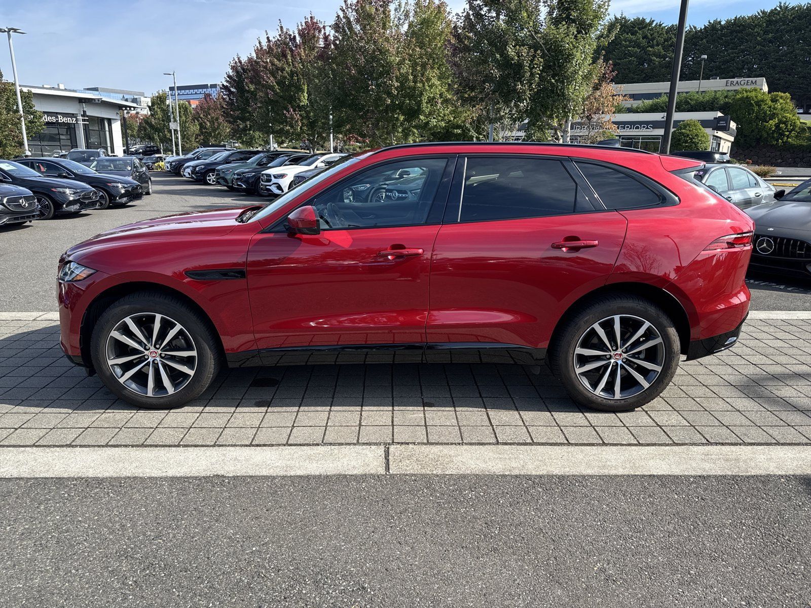 Used 2023 Jaguar F-PACE S AWD/4WD image 9