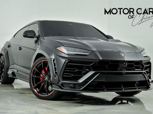 Used 2022 Lamborghini Urus AWD/4WD image 1