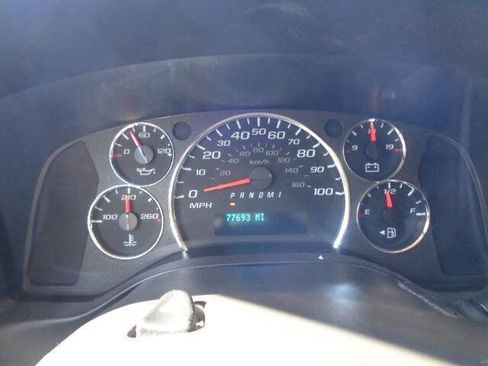 Used 2021 Chevrolet Express 2500 w/ Communications Package RWD image 16
