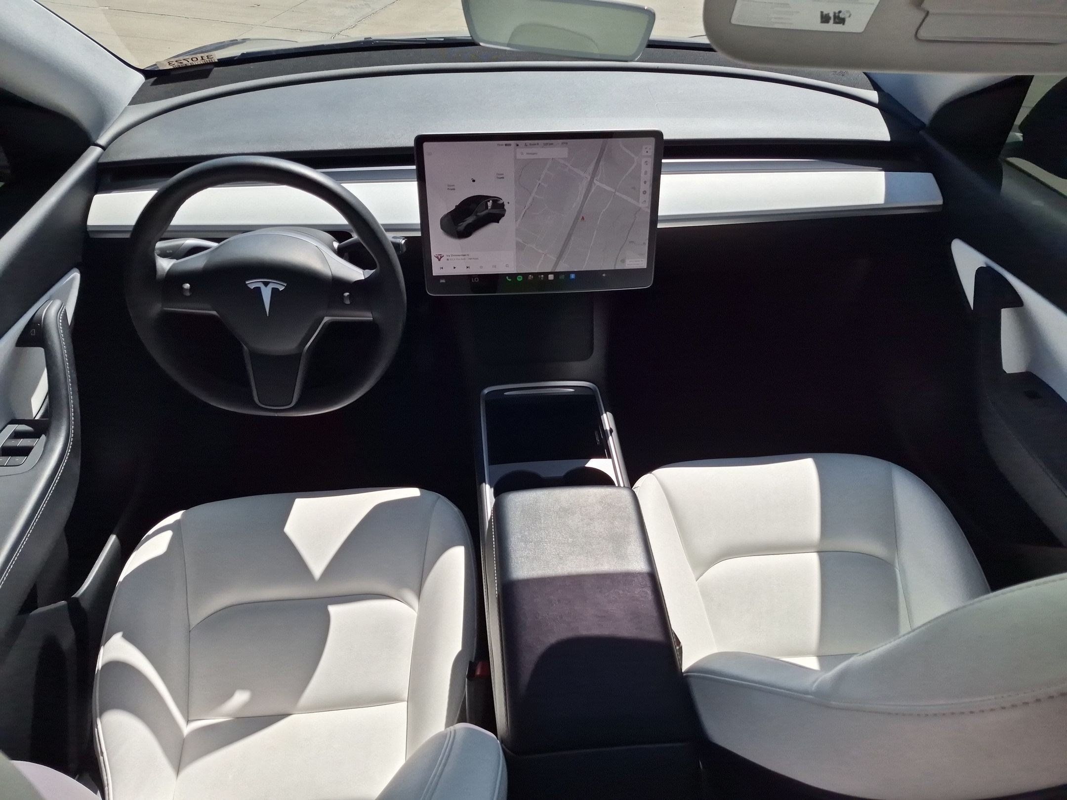 Used 2021 Tesla Model Y Long Range AWD/4WD image 26