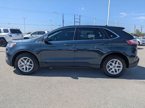 Used 2024 Ford Edge SEL w/ Convenience Package image 6