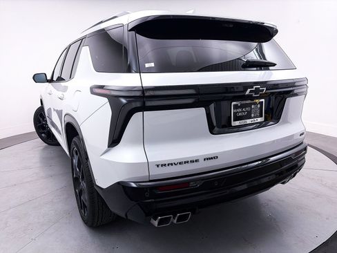 Used 2024 Chevrolet Traverse RS w/ LPO, Floor Liner Package AWD/4WD image 19