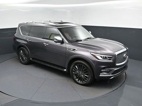 Used 2023 INFINITI QX80 Sensory w/ Cargo Package AWD/4WD image 39