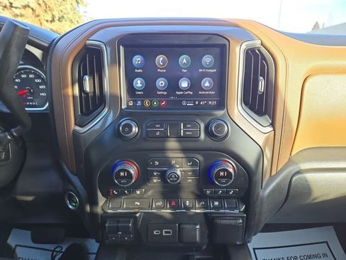 Used 2021 Chevrolet Silverado 1500 High Country image 23