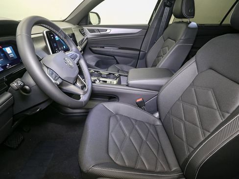New 2026 Volkswagen Atlas Cross Sport SE AWD/4WD image 26