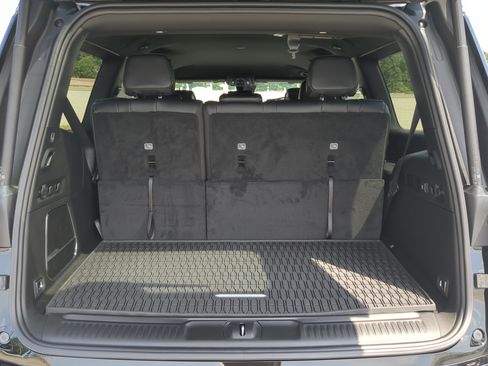 New 2026 Jeep Grand Wagoneer 2WD image 11
