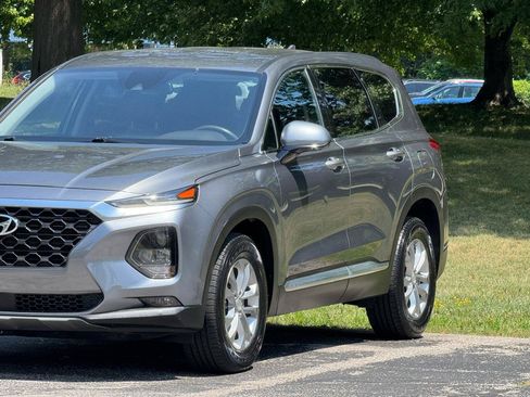 Used 2019 Hyundai Santa Fe SEL w/ Cargo Package FWD image 16