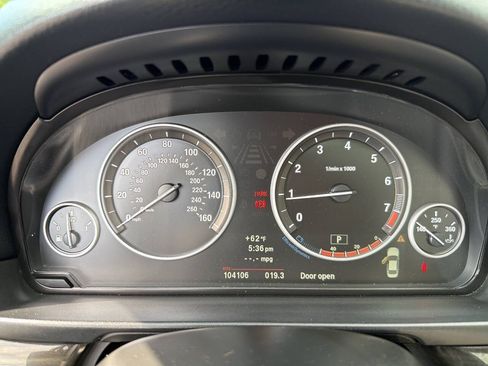 Used 2012 BMW 528i Sedan RWD image 31