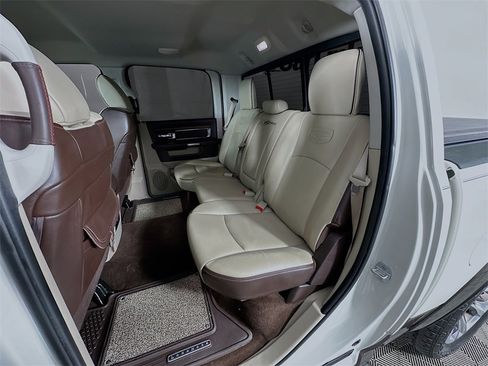 Used 2018 RAM 1500 Laramie Longhorn w/ Longhorn Southfork Package image 29