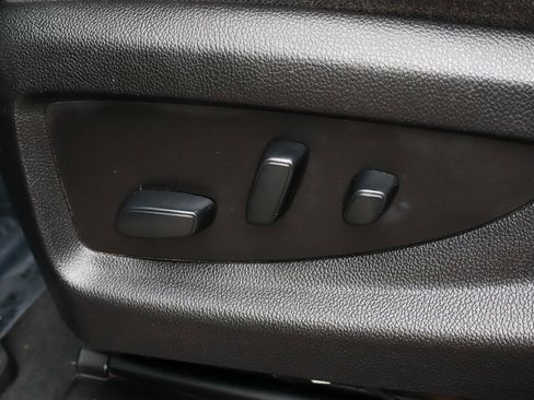 Used 2019 Chevrolet Silverado 1500 LT w/ All Star Edition image 17