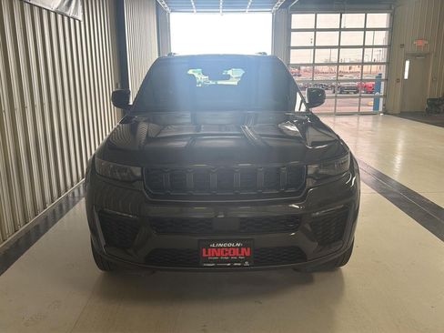 New 2026 Jeep Grand Cherokee Limited w/ Limited Altitude Package image 7