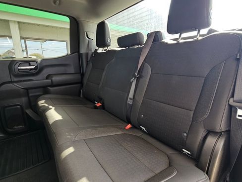 Used 2021 Chevrolet Silverado 1500 LT image 17