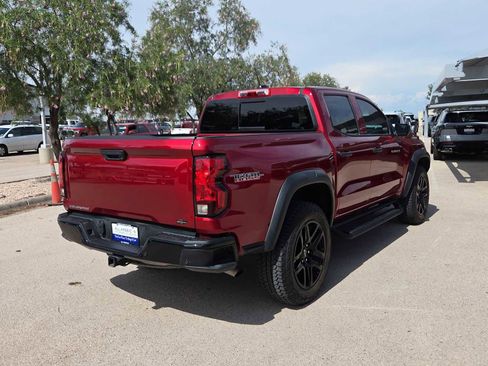 Used 2024 Chevrolet Colorado Trail Boss w/ Technology Package AWD/4WD image 8