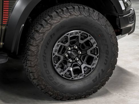 Used 2024 Ford F150 Raptor w/ Equipment Group 803A Raptor R AWD/4WD image 46
