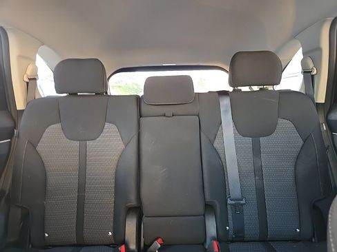 Certified 2024 Kia Sorento LX FWD image 29