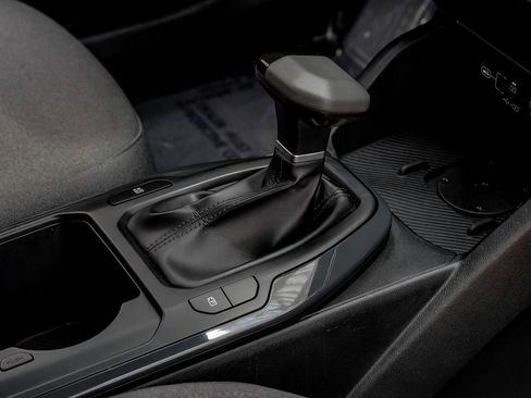 Used 2025 Kia K4 EX image 21