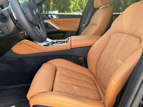 Used 2025 BMW X6 xDrive40i w/ Climate Comfort Package AWD/4WD image 19