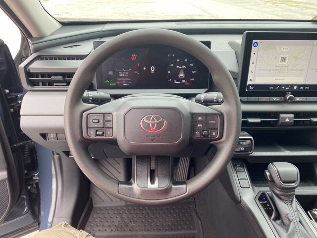 Used 2026 Toyota RAV4 LE FWD image 5