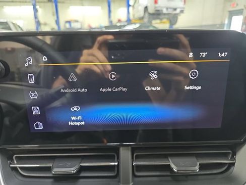 New 2026 Chevrolet Trax LT w/ Driver Confidence Package FWD image 24