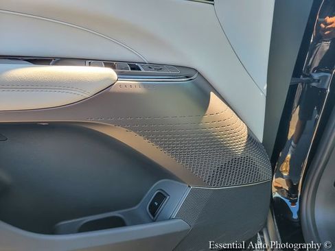 New 2026 Cadillac Lyriq Luxury w/ LPO, Floor Liner Package AWD/4WD image 15