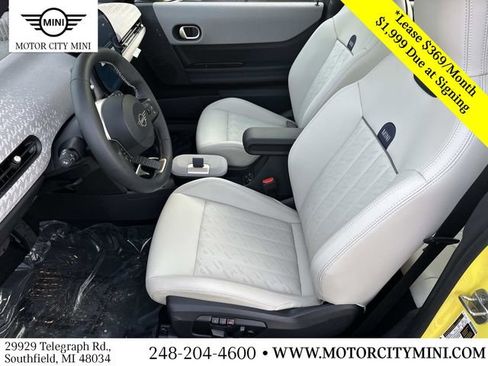 Certified 2025 MINI Cooper S image 22