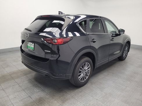 Used 2020 MAZDA CX-5 Touring FWD image 9