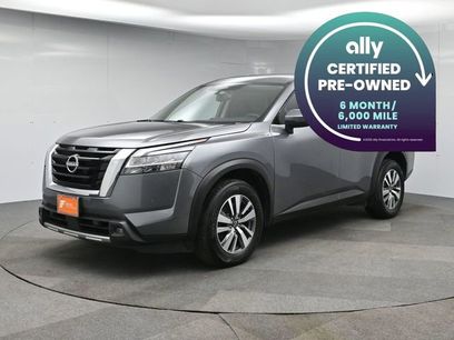 Used 2022 Nissan Pathfinder SL