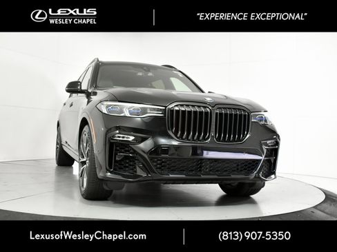 Used 2022 BMW X7 M50i w/ Luxury Seating Package image 1