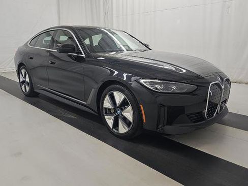 Used 2023 BMW i4 eDrive40 image 2