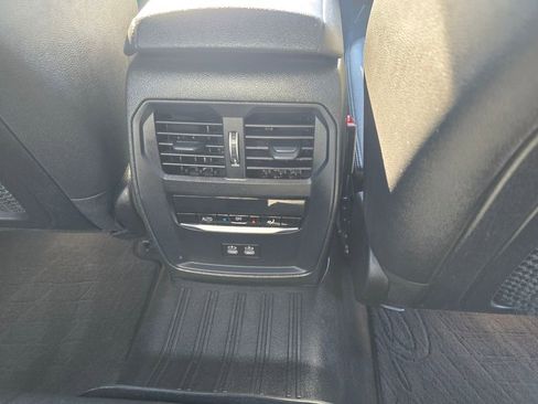 Used 2021 BMW 330i xDrive Sedan w/ Premium Package image 15